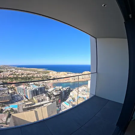 Mercury Tower With Pool Access