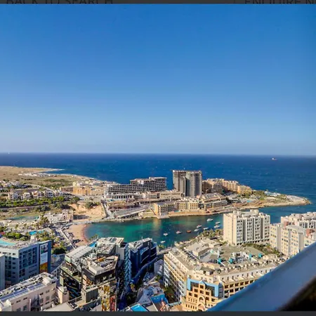 Mercury Tower With Pool Access