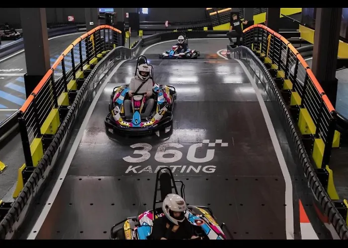 Mercury Tower With Pool Access Appartamento