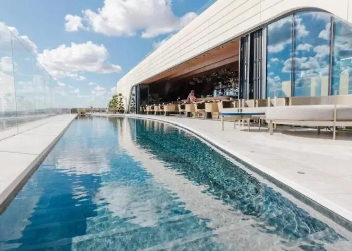 Mercury Tower With Pool Access San Giuliano