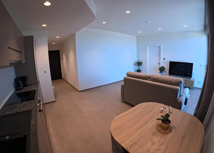 Mercury Tower With Pool Access Apartamento *