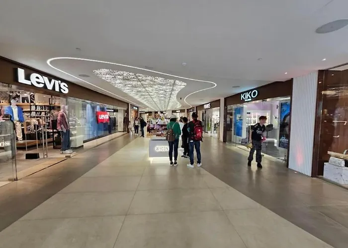 Apartamento Mercury Tower With Pool Access