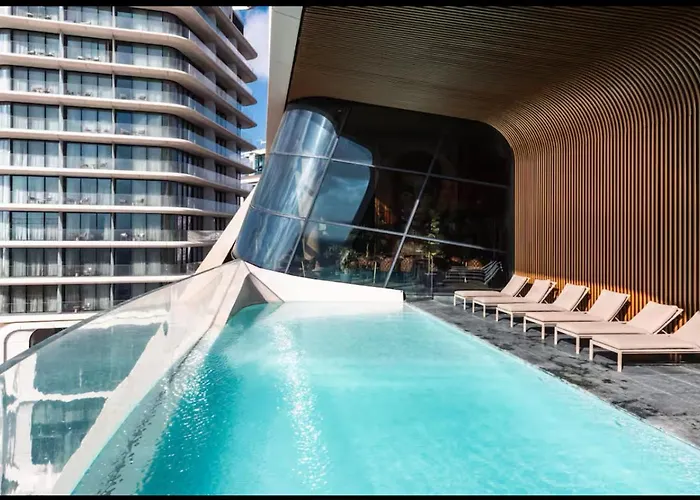 Mercury Tower With Pool Access 아파트 *
