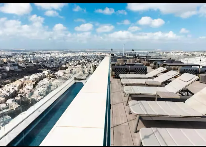 Mercury Tower With Pool Access Saint Julian's